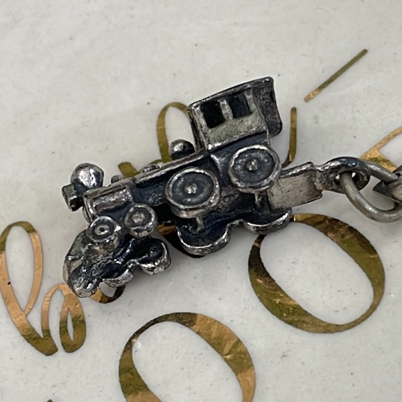 ⭐️Vintage Sterling by Bell steam engine locomotive train charm - Picture 4 of 8